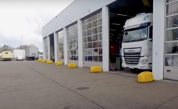 Клиентов ищет в интернете, на фуре работает сам! Как белорус начал бизнес по грузовым перевозкам в Польше