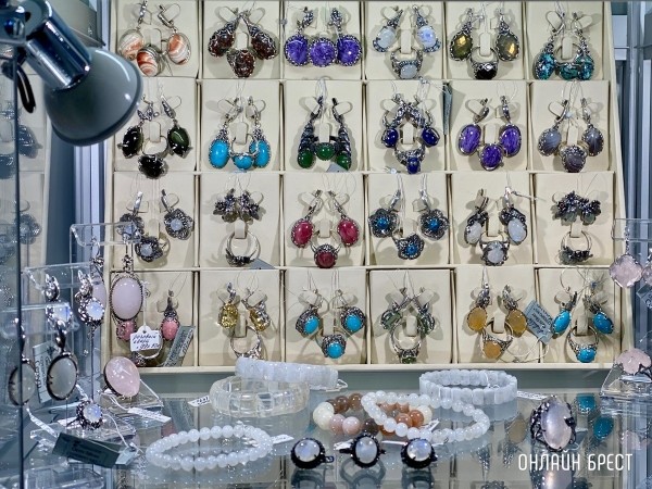 Экспозиция, которая вас удивит! Большой фоторепортаж с уникальной выставки-ярмарки «В мире самоцветов» в Бресте