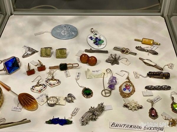 Экспозиция, которая вас удивит! Большой фоторепортаж с уникальной выставки-ярмарки «В мире самоцветов» в Бресте