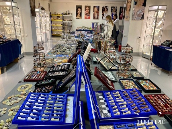 Экспозиция, которая вас удивит! Большой фоторепортаж с уникальной выставки-ярмарки «В мире самоцветов» в Бресте