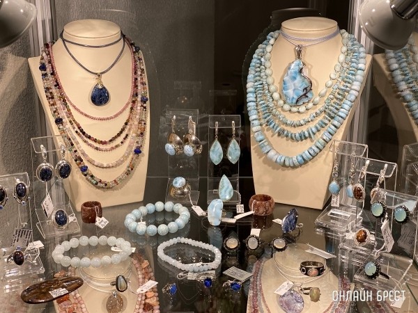 Экспозиция, которая вас удивит! Большой фоторепортаж с уникальной выставки-ярмарки «В мире самоцветов» в Бресте