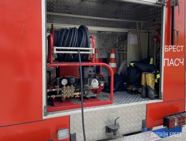 На даче около Бреста на пожаре погиб 25-летний мужчина На даче около Бреста на пожаре погиб 25-летний мужчина