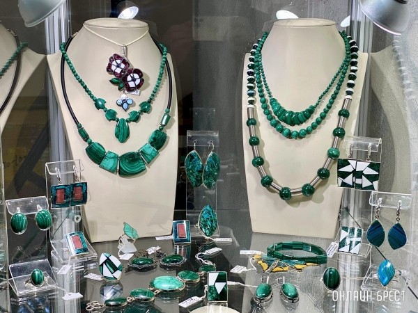 Экспозиция, которая вас удивит! Большой фоторепортаж с уникальной выставки-ярмарки «В мире самоцветов» в Бресте