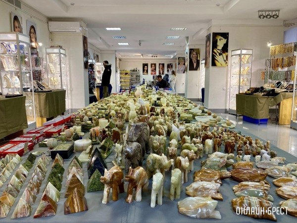 Экспозиция, которая вас удивит! Большой фоторепортаж с уникальной выставки-ярмарки «В мире самоцветов» в Бресте