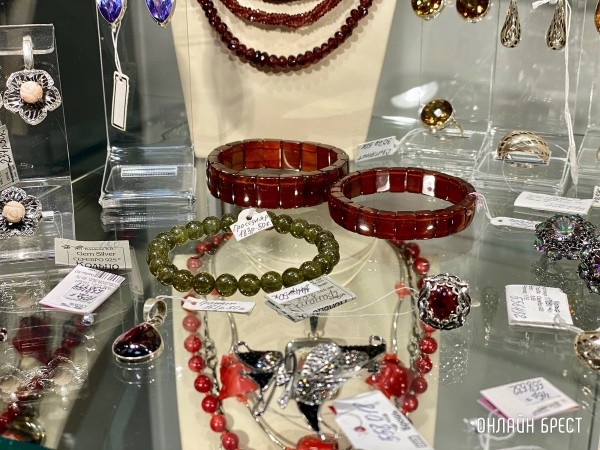 Экспозиция, которая вас удивит! Большой фоторепортаж с уникальной выставки-ярмарки «В мире самоцветов» в Бресте