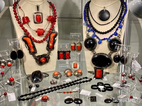 Экспозиция, которая вас удивит! Большой фоторепортаж с уникальной выставки-ярмарки «В мире самоцветов» в Бресте