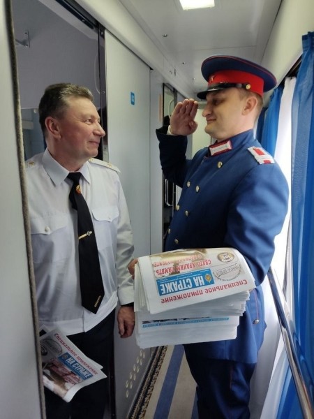 Уникальный Поезд направляется в сторону Бреста. Фоторепортаж Уникальный Поезд направляется в сторону Бреста. Фоторепортаж