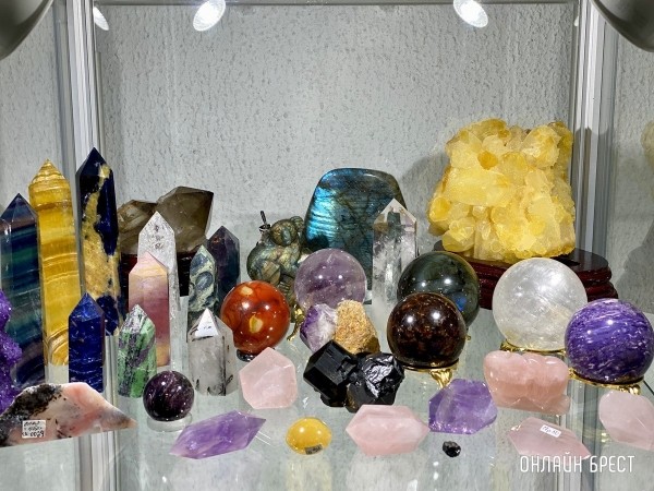 Экспозиция, которая вас удивит! Большой фоторепортаж с уникальной выставки-ярмарки «В мире самоцветов» в Бресте