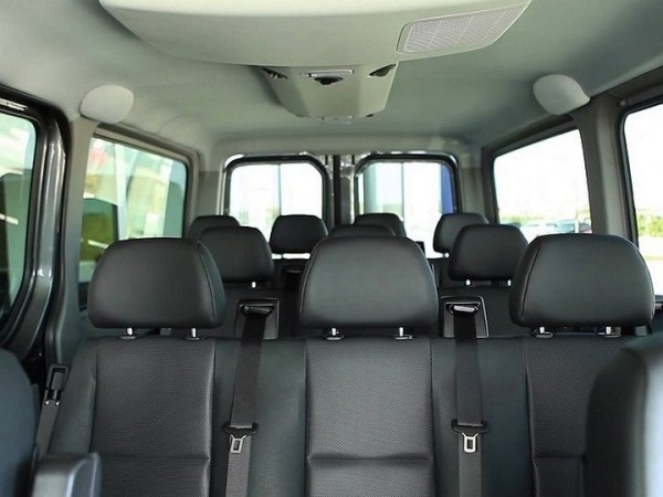 Налоговая заинтересовалась, откуда у пенсионерки деньги на два микроавтобуса Mercedes Налоговая заинтересовалась, откуда у пенсионерки деньги на два микроавтобуса Mercedes