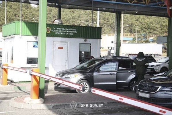 Белорусы снова могут ехать «на закупы». А что с лимитами на таможне? Белорусы снова могут ехать «на закупы». А что с лимитами на таможне?