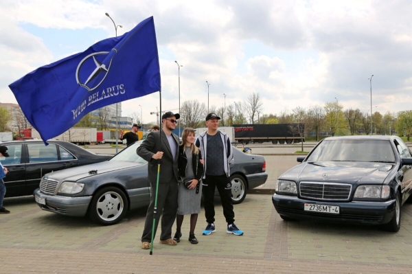 «После $30 000 вложения перестал считать». Пообщались с владельцами старых Mercedes