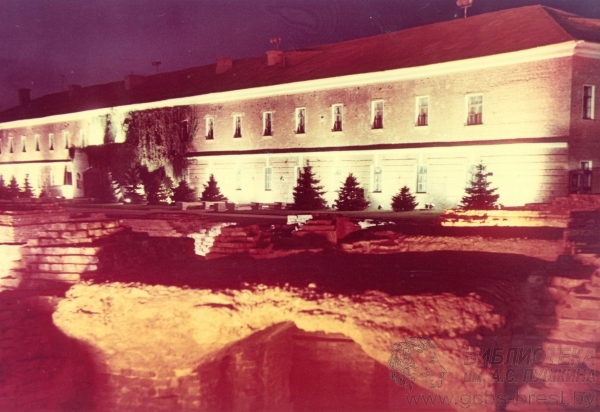 День открытия Мемориального комплекса «Брестская крепость-герой». Фото и подробности День открытия Мемориального комплекса «Брестская крепость-герой». Фото и подробности