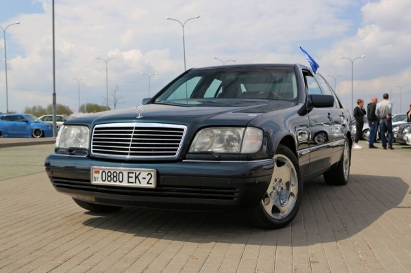 «После $30 000 вложения перестал считать». Пообщались с владельцами старых Mercedes