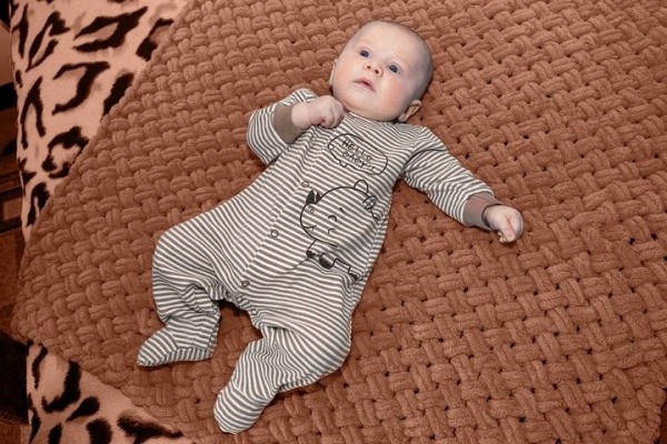 Слабеющему ребенку в Бресте надо помочь выжить. Как это сделать? Слабеющему ребенку в Бресте надо помочь выжить. Как это сделать?