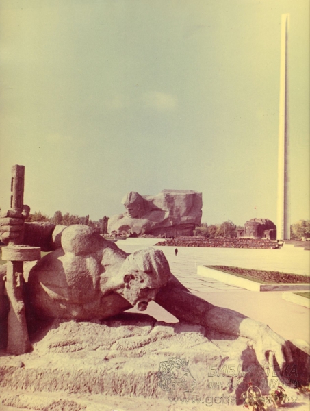 День открытия Мемориального комплекса «Брестская крепость-герой». Фото и подробности День открытия Мемориального комплекса «Брестская крепость-герой». Фото и подробности