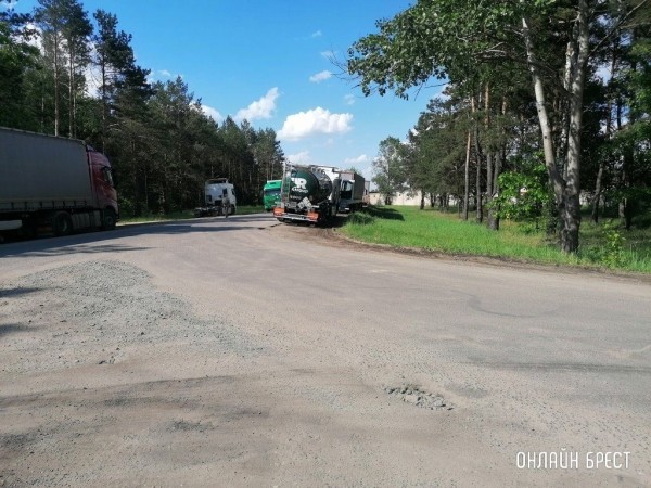 Читатель: Хотелось бы обратить внимание на ситуацию с большегрузами
             
                Читатель: Хотелось бы обратить внимание на ситуацию с большегрузами