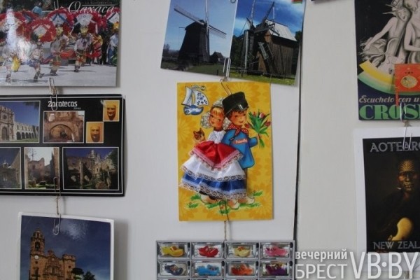 Открываем мир через почтовые карточки. В Бресте работает уникальная выставка «Счастливый посткроссинг» Открываем мир через почтовые карточки. В Бресте работает уникальная выставка «Счастливый посткроссинг»