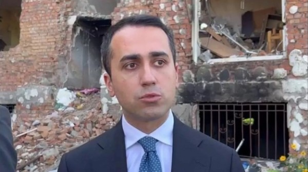 В Киеве находится с визитом глава МИД Италии, уже посетил Ирпень В Киеве находится с визитом глава МИД Италии, уже посетил Ирпень