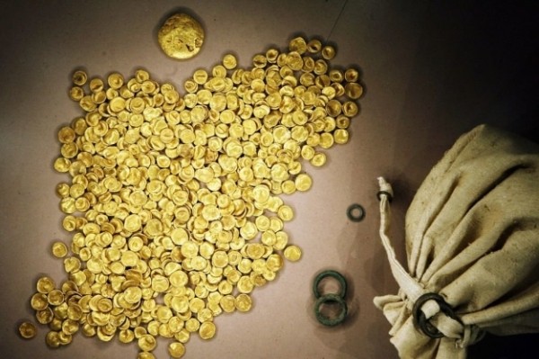 Из немецкого музея украли золотые кельтские монеты стоимостью в миллионы евро Из немецкого музея украли золотые кельтские монеты стоимостью в миллионы евро