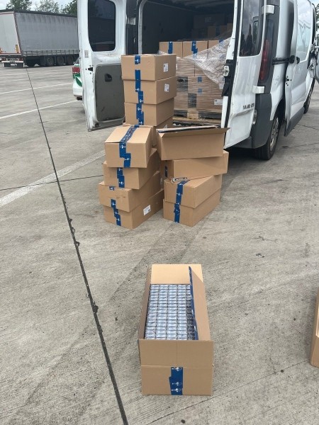 Под Магдебургом задержали белоруса с сигаретами в машине Под Магдебургом задержали белоруса с сигаретами в машине