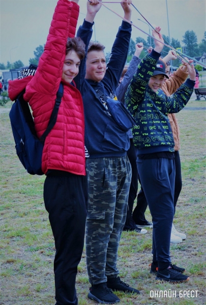 Читатель: Сегодня в Бресте на празднике «Дети нового 1000-летия»
             
                Читатель: Сегодня в Бресте на празднике «Дети нового 1000-летия»