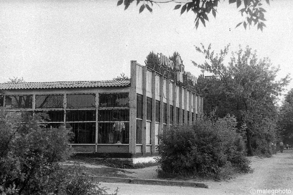 Брест, 90-е гг. Узнали места на фото?
             
                Брест, 90-е гг. Узнали места на фото?