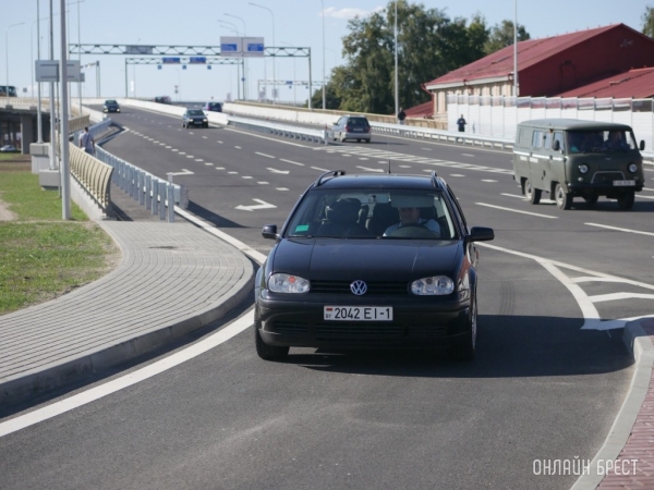 Экономия на лампочках. Зачем ездить со светом в дневное время Экономия на лампочках. Зачем ездить со светом в дневное время