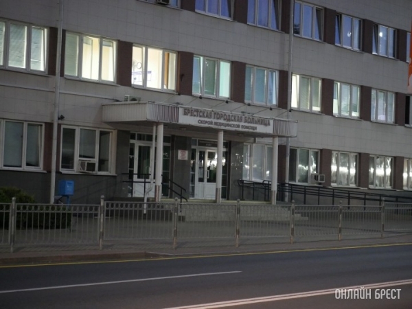 График работы больниц и поликлиник в выходные и праздничные дни График работы больниц и поликлиник в выходные и праздничные дни