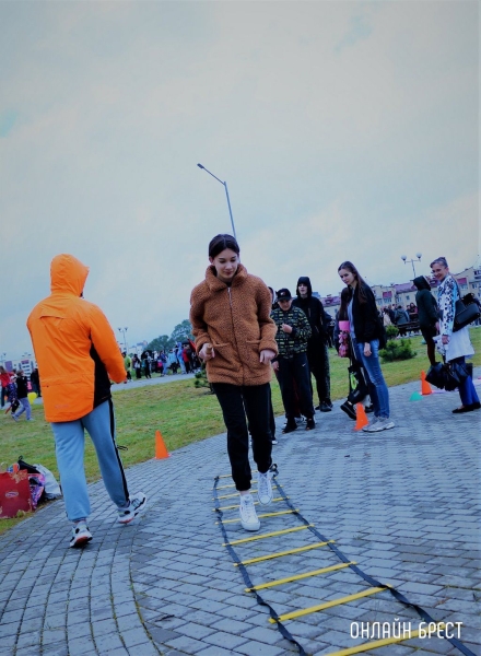 Читатель: Сегодня в Бресте на празднике «Дети нового 1000-летия»
             
                Читатель: Сегодня в Бресте на празднике «Дети нового 1000-летия»