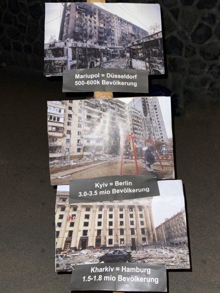 "Реальность за 1500 км": украинцы устроили в центре Дюссельдорфа видеовыставку о войне "Реальность за 1500 км": украинцы устроили в центре Дюссельдорфа видеовыставку о войне