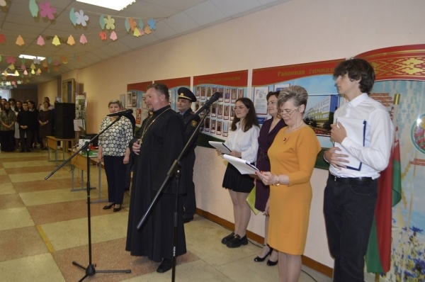 Последний звонок в районной гимназии (Малорита)