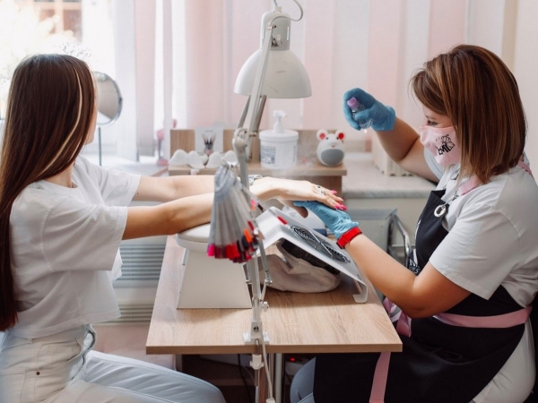 Они цены не поднимают, а дарят скидки! Студия маникюра «GANINA.NAILS» и магазин ногтевого сервиса «PTICA NAIL SHOP» в центре Бреста Они цены не поднимают, а дарят скидки! Студия маникюра «GANINA.NAILS» и магазин ногтевого сервиса «PTICA NAIL SHOP» в центре Бреста