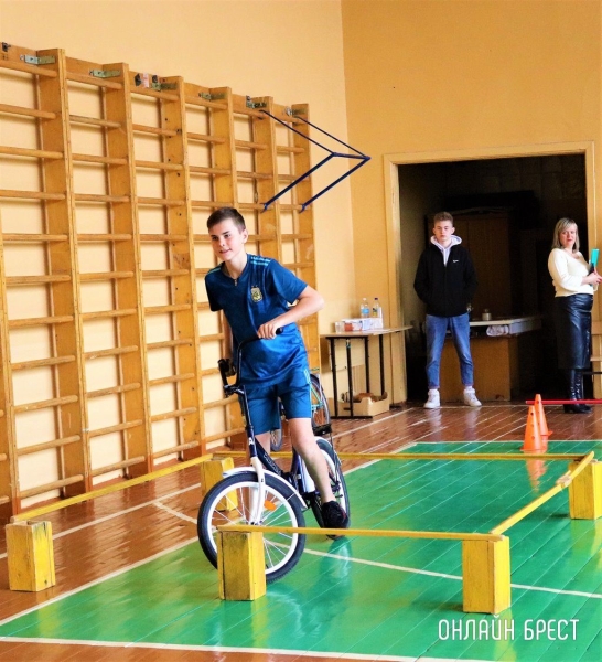 Читатель: Слёт-конкурс отрядов ЮИД Московского района г. Бреста
             
                Читатель: Слёт-конкурс отрядов ЮИД Московского района г. Бреста