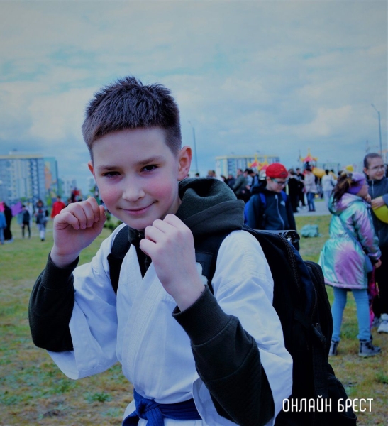 Читатель: Сегодня в Бресте на празднике «Дети нового 1000-летия»
             
                Читатель: Сегодня в Бресте на празднике «Дети нового 1000-летия»
