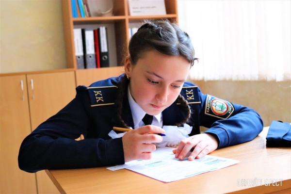 Читатель: Слёт-конкурс отрядов ЮИД Московского района г. Бреста
             
                Читатель: Слёт-конкурс отрядов ЮИД Московского района г. Бреста